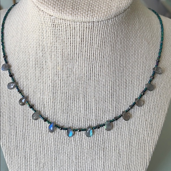 Labradorite and black diamond stone necklace . - Picture 5 of 7